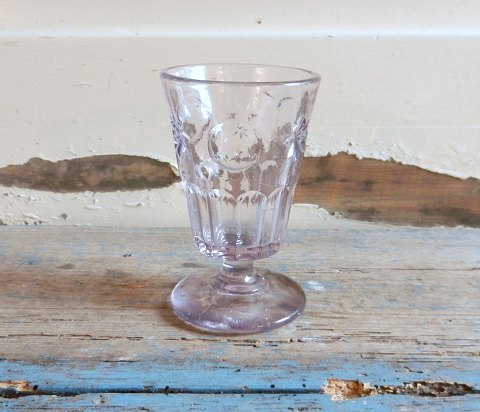Grogglas i skøn lilla nyance