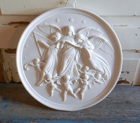 B&G Thorvaldsen biscuit platte "Juleglæde i himlen" 32cm.