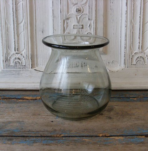 Mundblæst apoteker glas