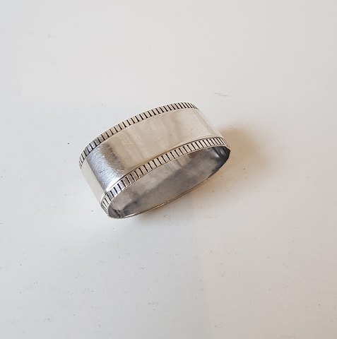 Gran & Laglye napkin ring in silver