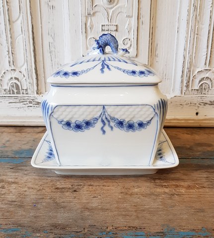 B&G Empire rare biscuit bucket with saucer