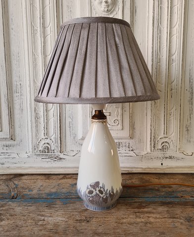 Royal Copenhagen Art Nouveau table lamp painted by Else Hasselriis no. 2052/1809