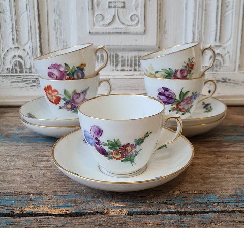 Royal Copenhagen Light Saxon Flower coffee cup No. 1800