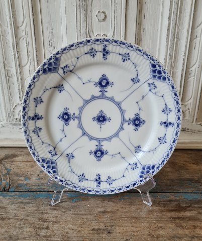 Royal Copenhagen Musselmalet halvblonde helflad middagstallerken No. 577 - 24,5 cm.