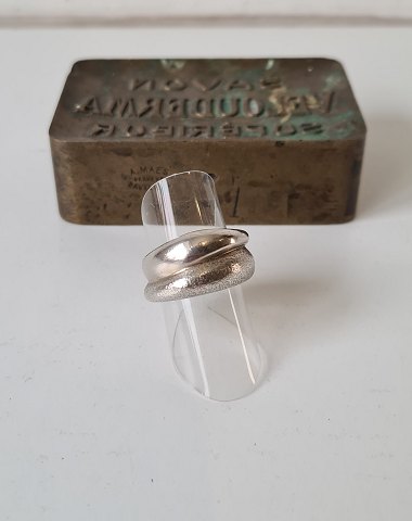 Ring in silver by Anders Møller / Scrouples A / S