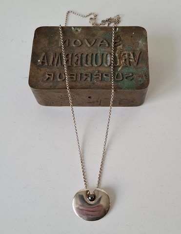Nanna Ditzel for Georg Jensen necklace with pendant in silver with hematite