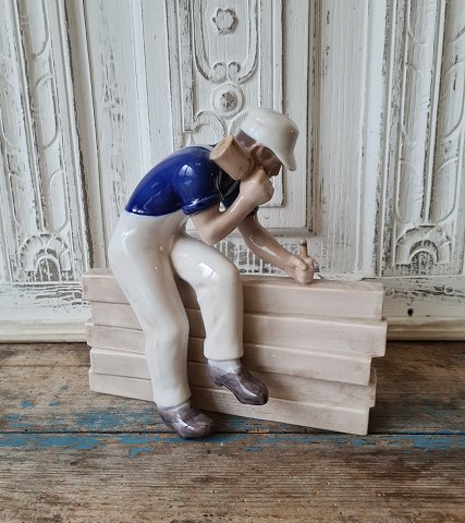 B&G Figure Carpenter no. 2339