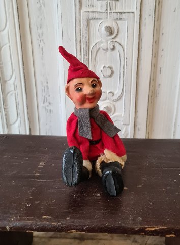 Old shop elf