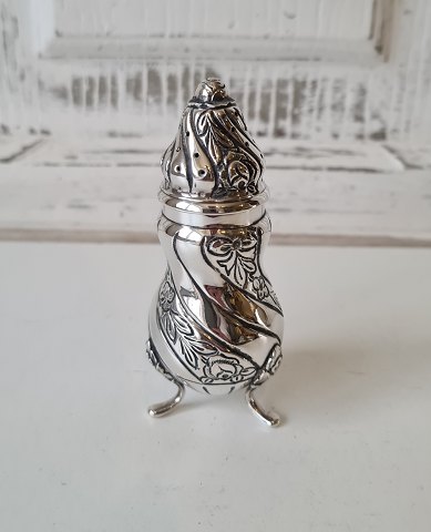 Hugo Grün salt shaker in silver from 1960
