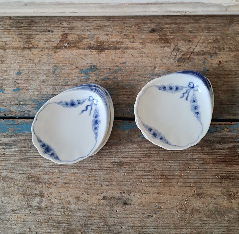 B&G Empire butter bowl No. 200