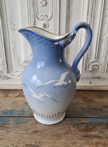 B&G Seagull with gold edge milk jug no. 81