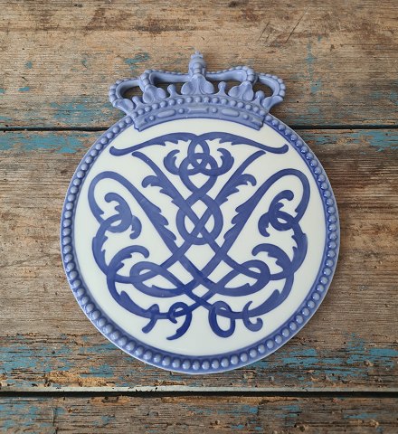 Royal Copenhagen Memorial plaque - King Frederik VIII accession to the throne 1906