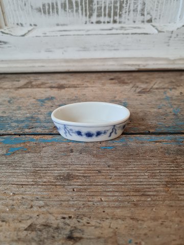 B&G Empire salt bowl