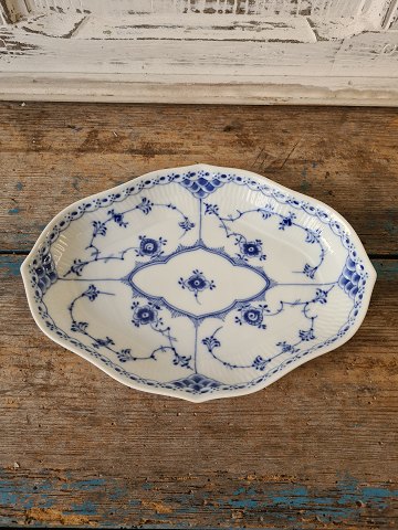 Royal Copenhagen Musselmalet halvblonde asiet No. 552