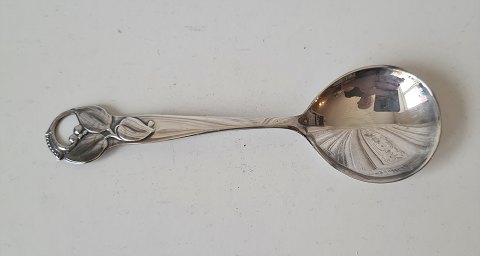 Marmalade spoon in silver decorated with leaves from 1956