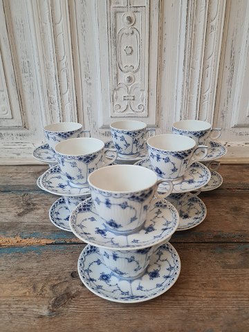 Royal Copenhagen Musselmalet halvblonde sæt på 12 kaffekopper no. 756