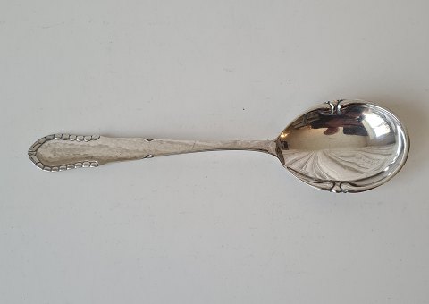 Dagmar serving spoon in silver from 1925 - 20.5 cm.