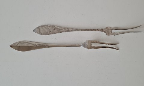 Empire pair of cold cut forks in silver from 1909