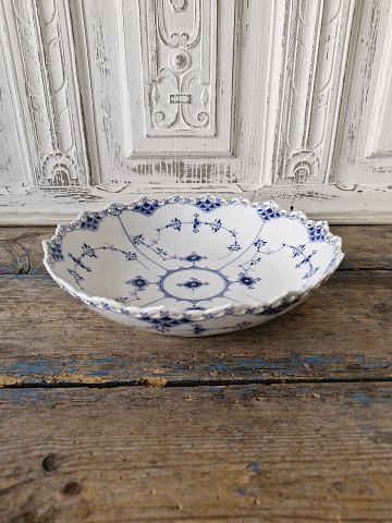 Royal Copenhagen Musselmalet helblonde stor skål No. 1019