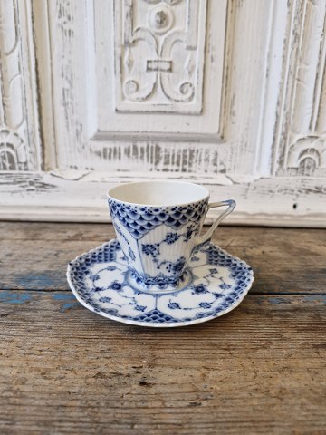 Royal Copenhagen Musselmalet helblonde kaffekop no. 1036