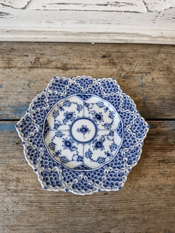 Royal Copenhagen Blue Fluted full lace cake plate with double lace no. 1144