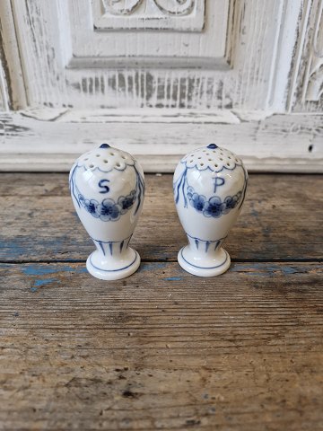 B&G Empire salt and pepper set