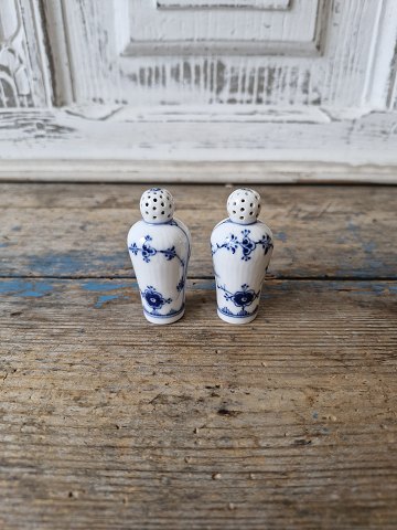 Royal Copenhagen Musselmalet riflet lille peberbøsse no. 439