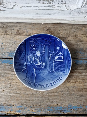 B&G Christmas Plate 2000