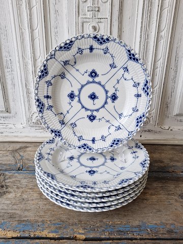 Royal Copenhagen Musselmalet helblonde middagstallerken no. 1084