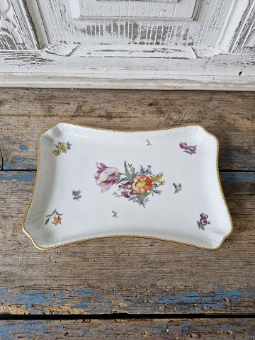 Royal Copenhagen Fuld Saksisk Blomst bakke no. 1694