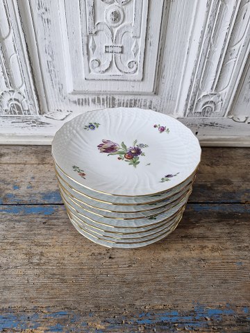 Royal Copenhagen Light Saxon Flower dish no. 1774