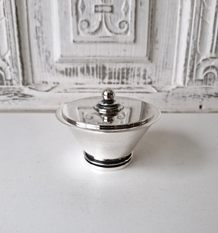 Georg Jensen Pyramide sukkerskål i sterlingsølv no. 600A