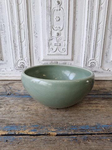 Bode Willumsen for Royal Copenhagen stor unika skål i smuk grøn glasur fra 1949