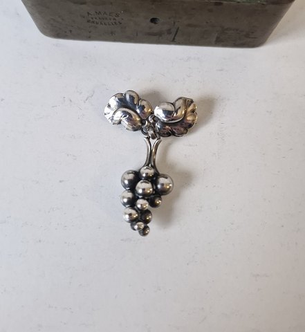 Georg Jensen Grape brooch in sterling silver no. 217A