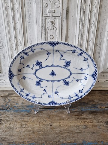 Royal Copenhagen Musselmalet halvblonde fad no. 628