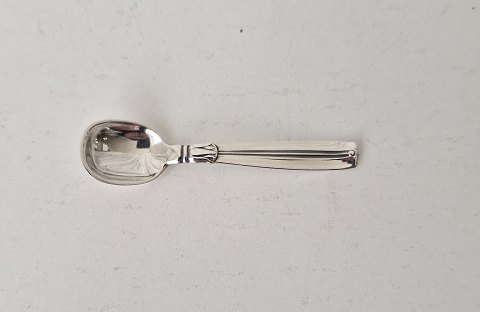 Lotus salt spoon in silver
