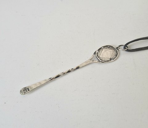 Antikt s�lv f�r �r 1900