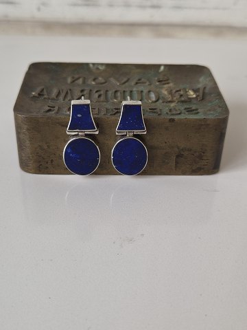 Pair of silver earrings with lapis