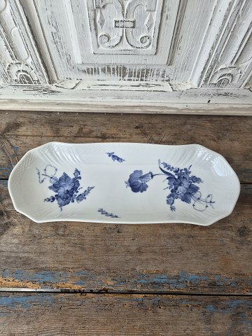 Royal Copenhagen Blå Blomst Svejfet sellerifad no. 1867