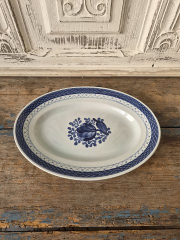 Aluminia - Royal Copenhagen Tranquebar dish No. 11/927