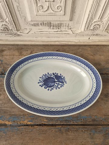 Aluminia - Royal Copenhagen Tranquebar fadNo. 11/928