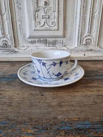 B&G Blue fluted hotel porcelain, rare large breakfast cup no. 1024